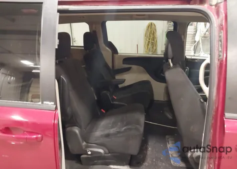 2014 Dodge Grand Caravan Sxt z USA, uszkodzony, nr VIN 2C4RDGCG8ER128772